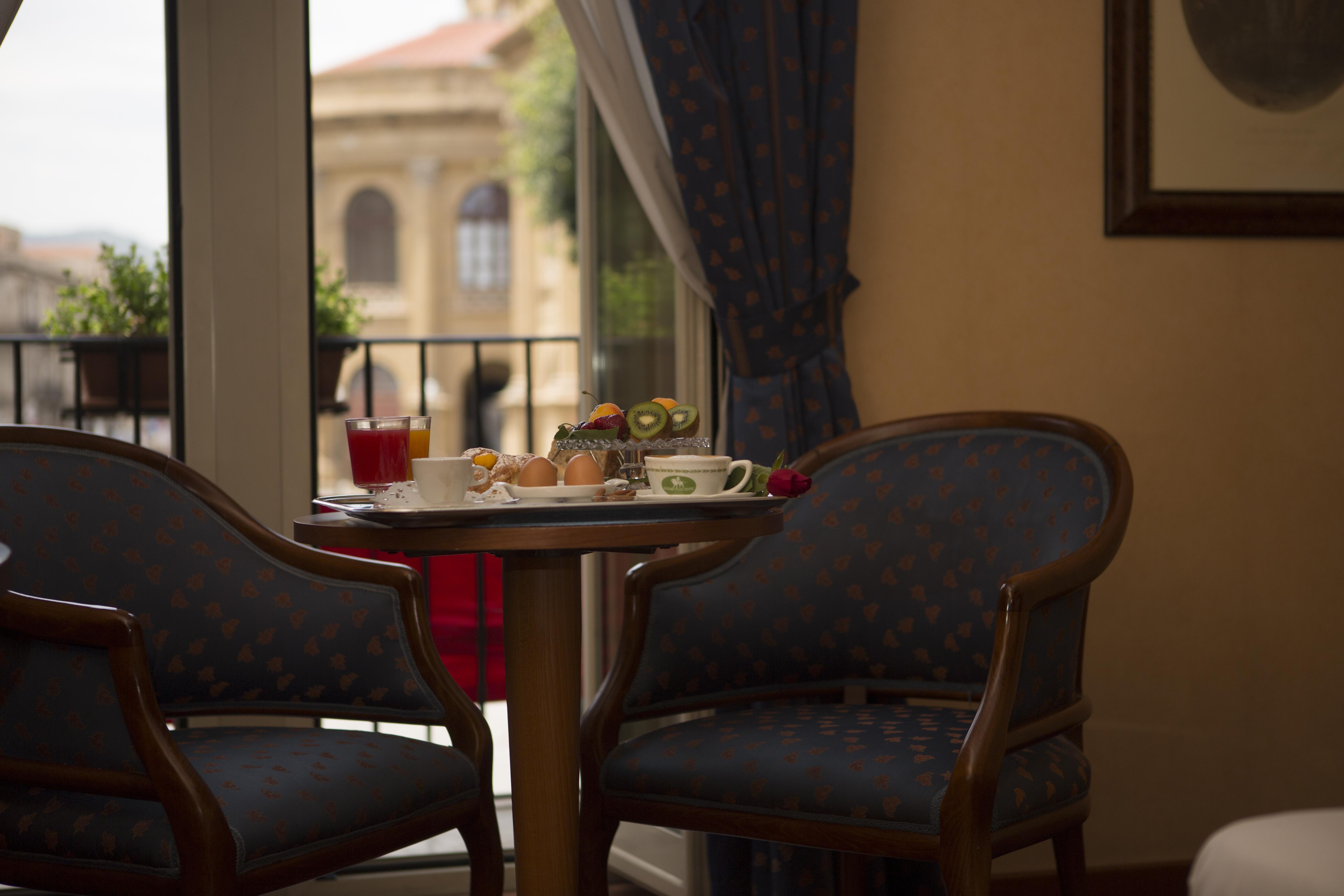 Massimo Plaza Hotel باليرمو المظهر الخارجي الصورة