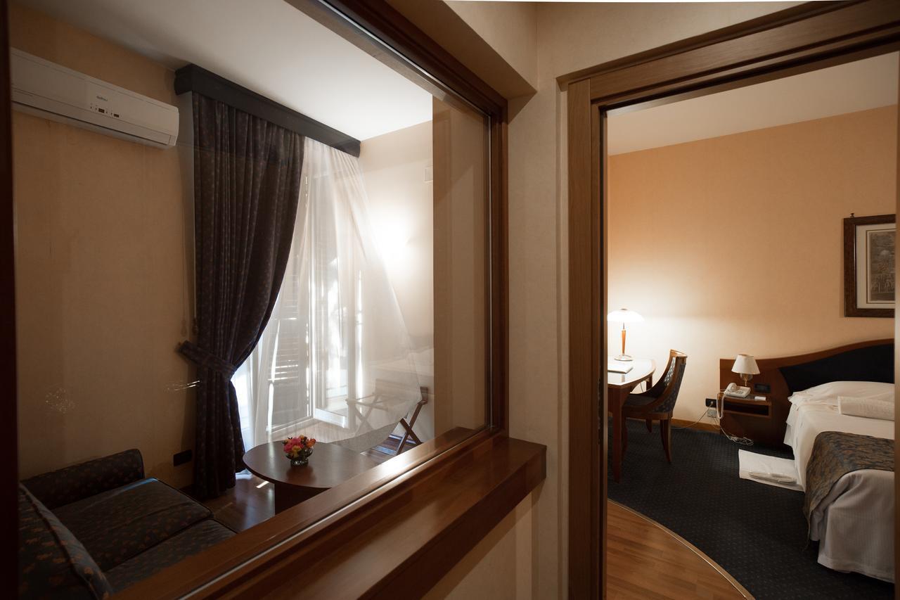 Massimo Plaza Hotel باليرمو المظهر الخارجي الصورة